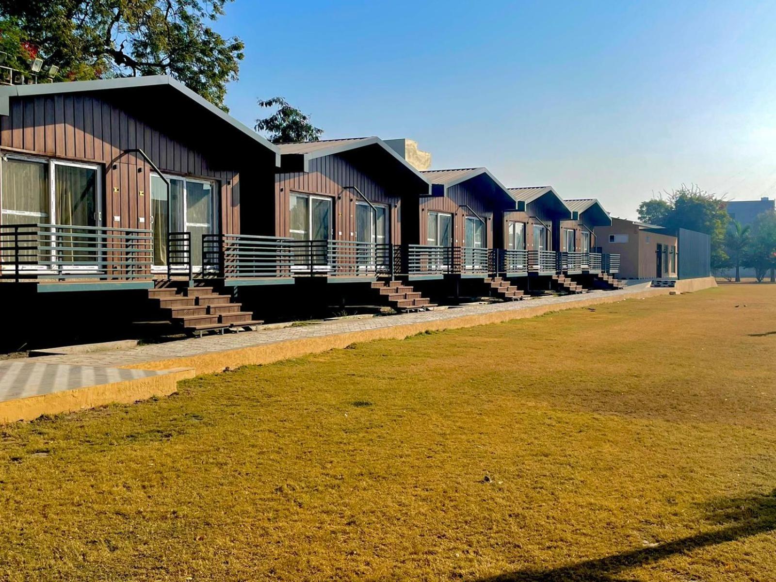 Vrindavan Greens Resort Udaipur Exterior photo