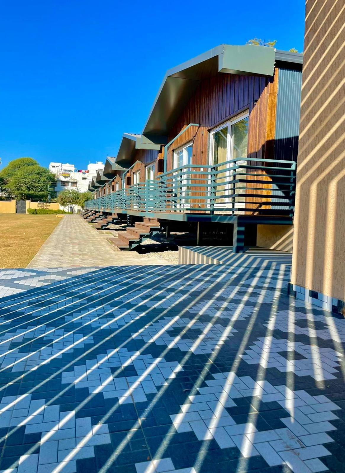 Vrindavan Greens Resort Udaipur Exterior photo